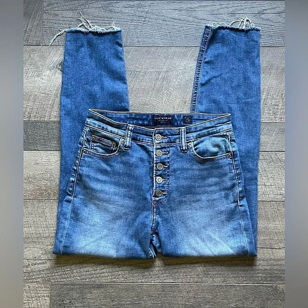 Women’s Lucky Jeans, Frayed-Hem, “Bridgette”, High-Rise, Skinny Jeans. Size 4/27